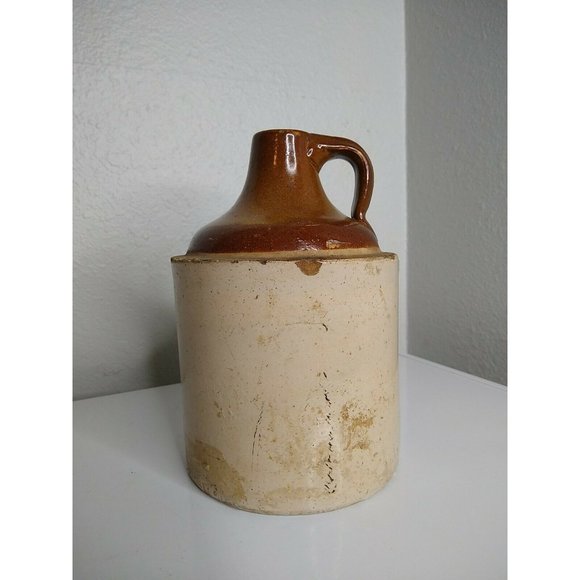 Whiskey Jug Pottery Classic